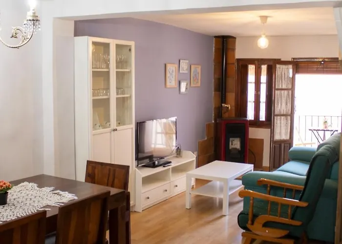 Casa De La Golondrina * Pedro Bernardo